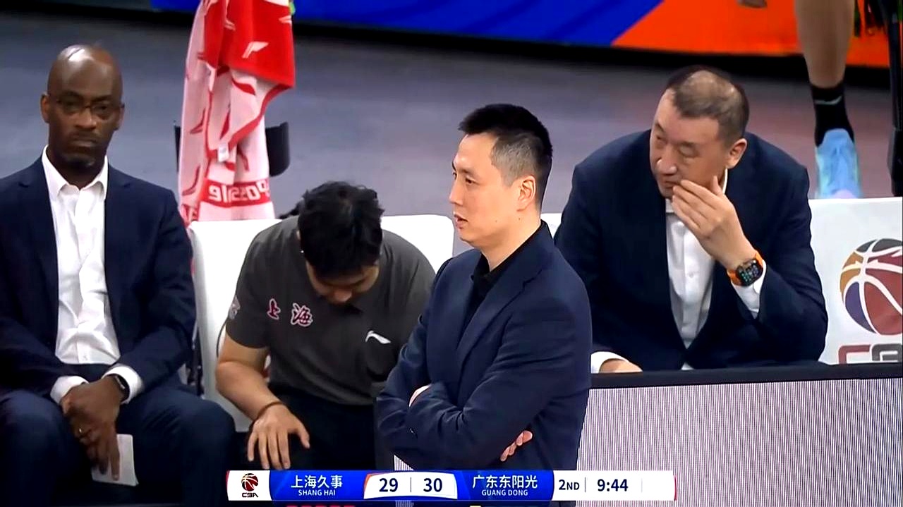 公牛队季后赛出局，主帅宣布引咎辞职，一个社会经济首页组织中心留言联系广告.的简单介绍