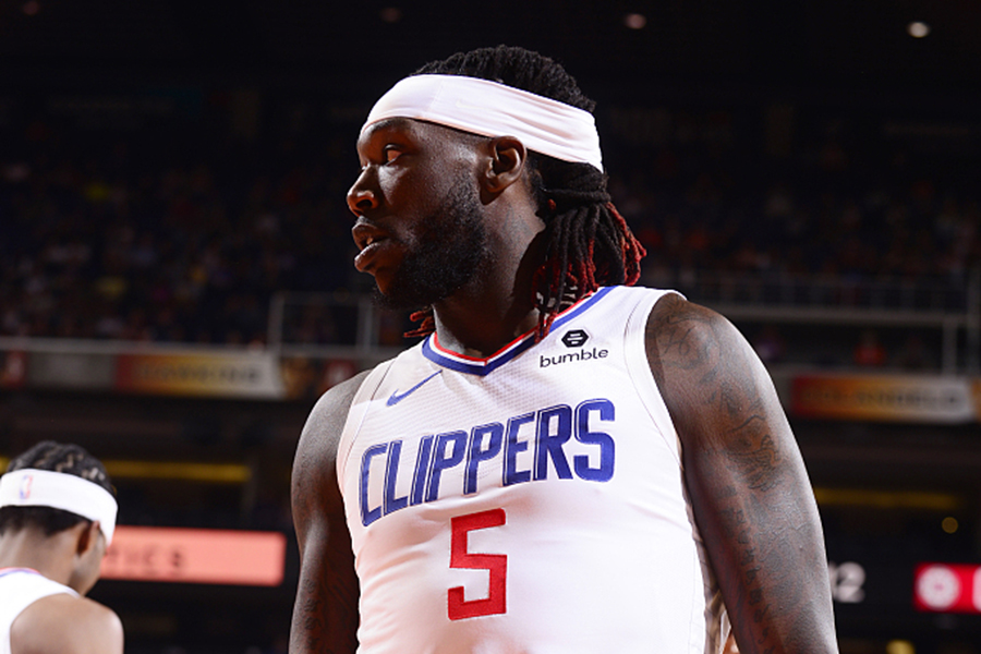  小鹰在ufc打过几场比赛 