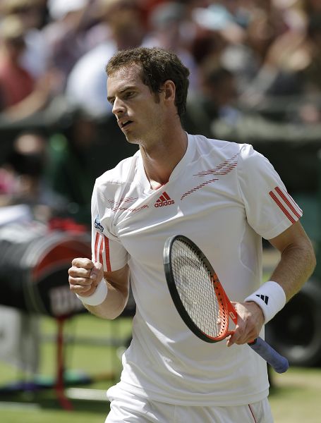 费德勒巅峰对决，穆雷与60激战瑞士队分钟，惊险取胜胜负难料！(费德勒对战穆雷澳网)开云体育投注平