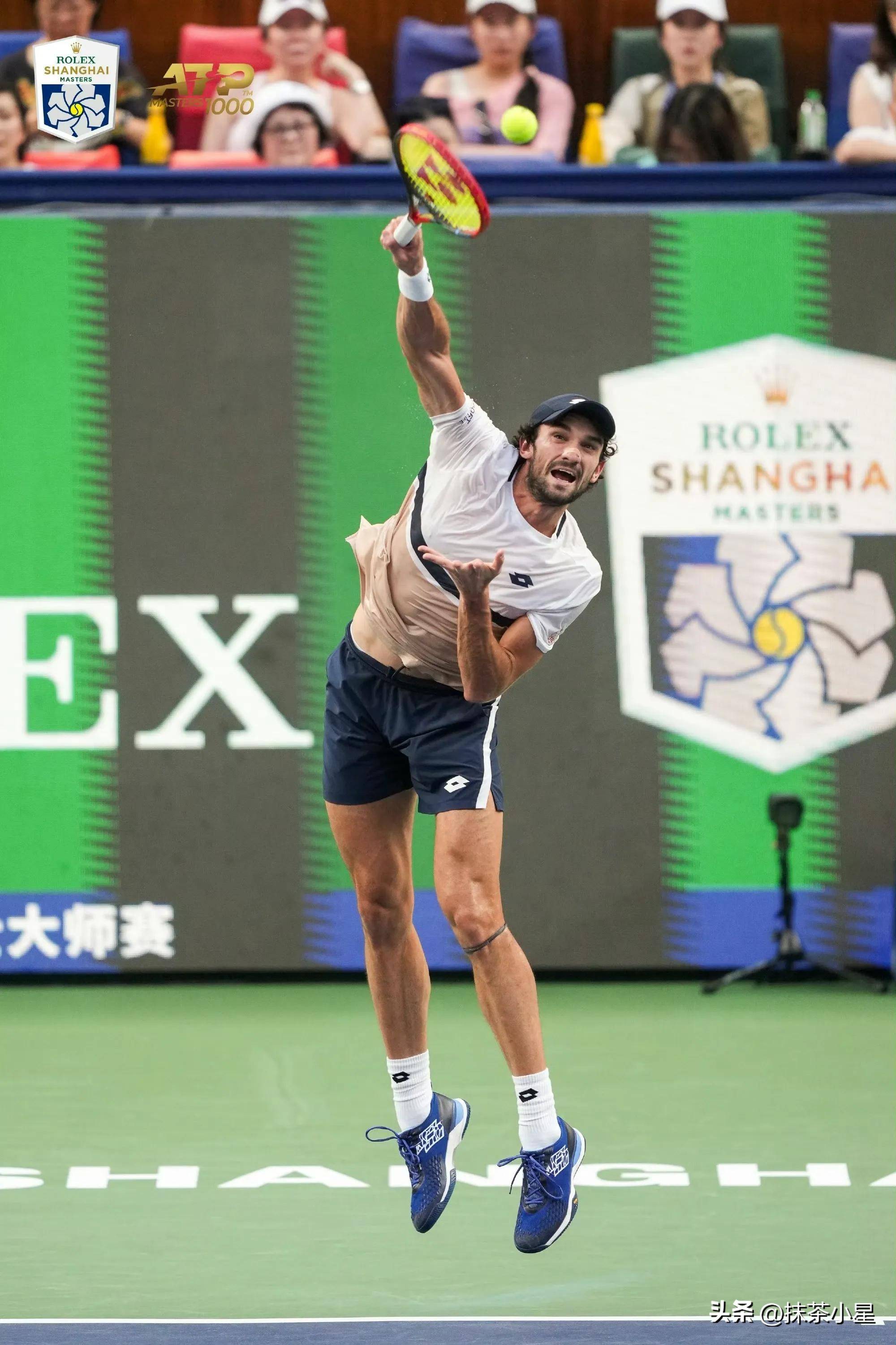 德约科维奇连续七场比赛得分超过势不可挡，加拿大队挑战极限！(德约科维奇打球慢动作)