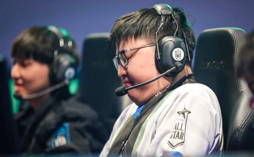 德罗巴关键节点赛况扑朔迷离，RNG带队取胜！(德国神曲alohahejahe原唱)